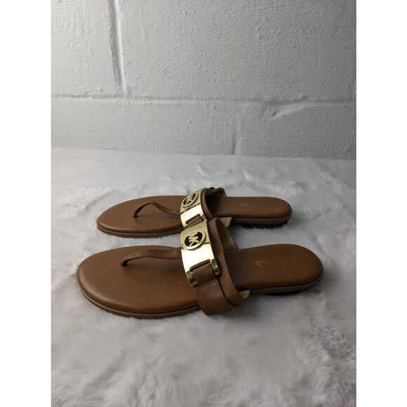 Michael Kors Colleen Acorn Leather Thong Sandals Size 6.5M - Picture 2 of 7